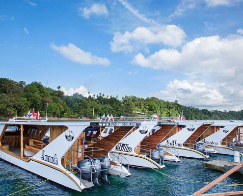 BODS-Diving-Boats-low_Copyright-Bunaken-Oasis-Dive-Resort-and-Spa